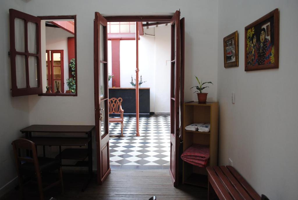 سالتا بيت ضيافة بوسادا كازا دي بورغونا الغرفة الصورة