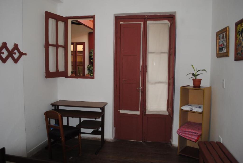 سالتا بيت ضيافة بوسادا كازا دي بورغونا الغرفة الصورة